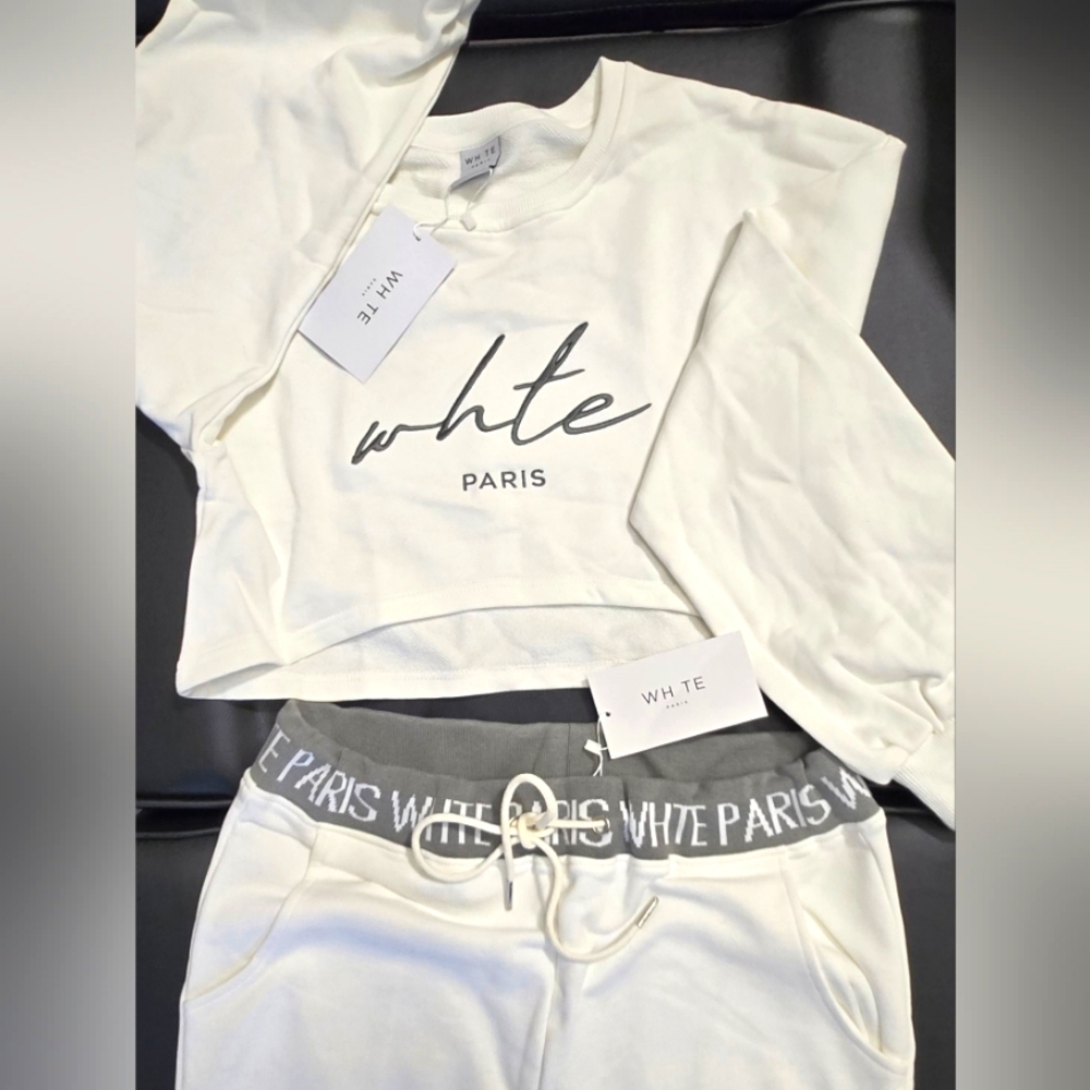 WHITE PARIS jogger set